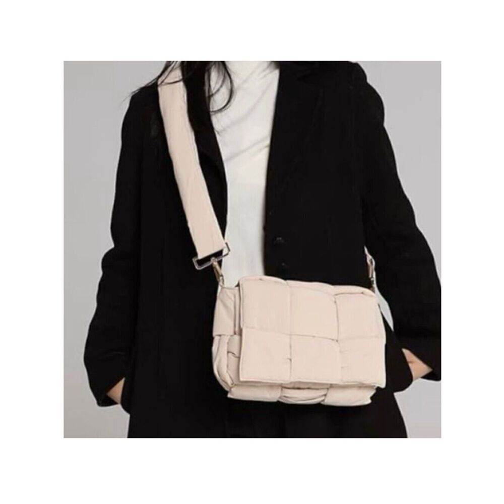 NWT Gorgeous Ivory Nylon padded cassette Light Cushion crossbody/ shoulder bag